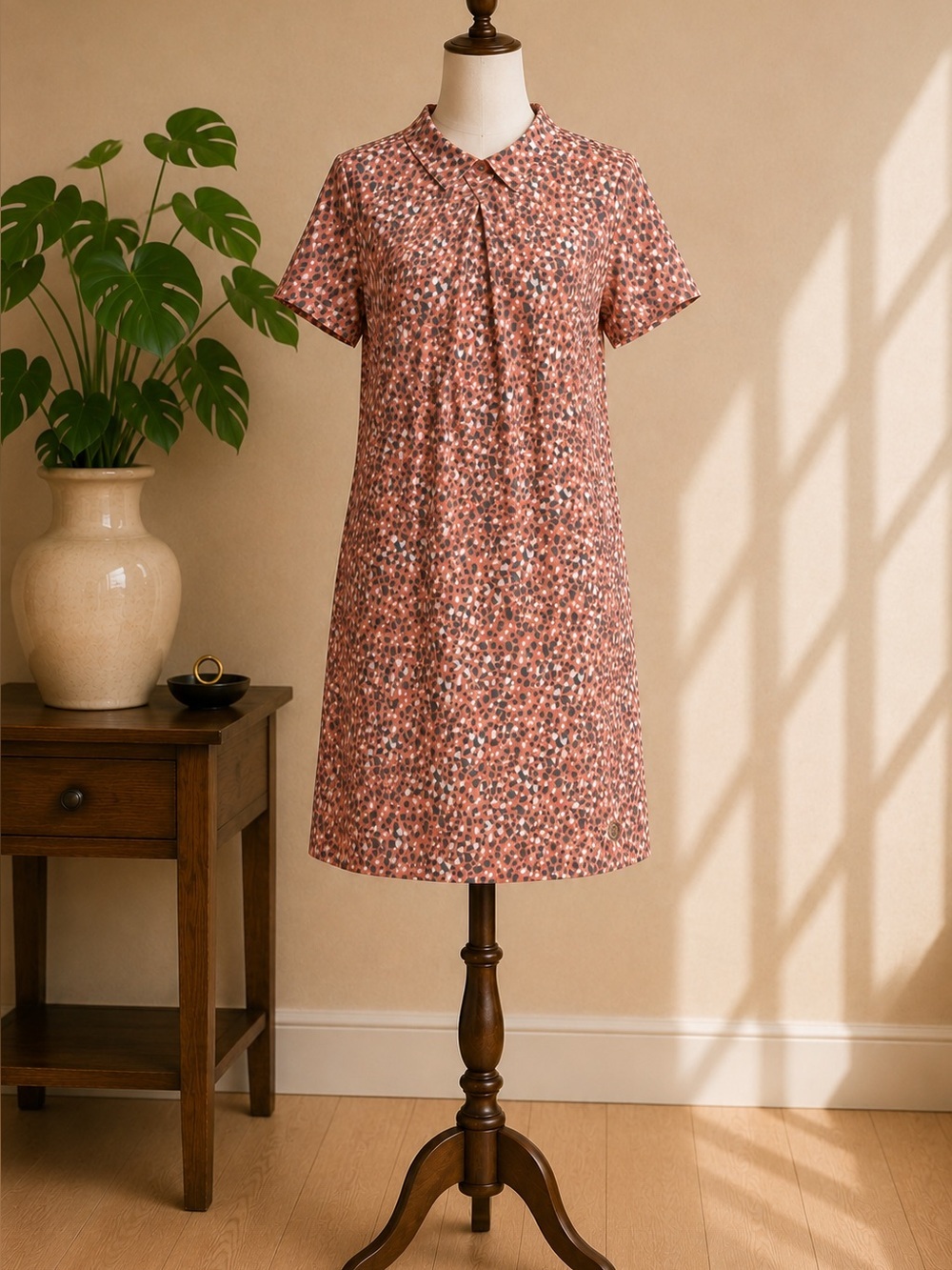 NÜMPH Scandinavian Coral Abstract Animal Print Viscose Shift Dress Size 40 (M)